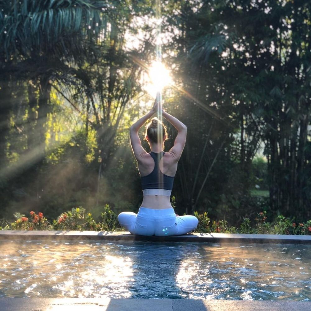 Yoga Nicole Rosenberg